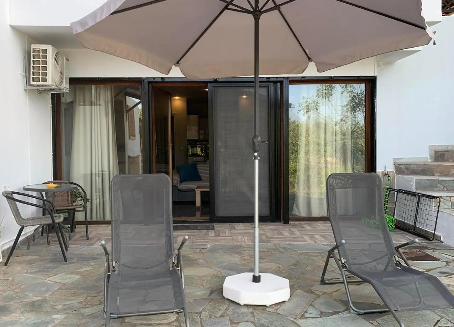 Eden Garden Villa Near Knossos Skalanion Country house